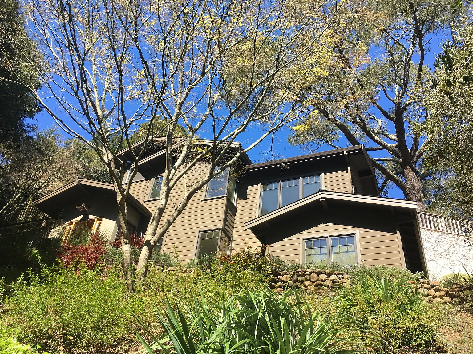 110 Magee Ave photo 1