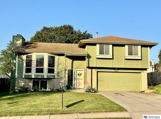14414 S 34th St, Bellevue, NE 68123