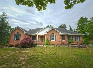 188 Chesney Pl, Blue Ridge, VA 24064