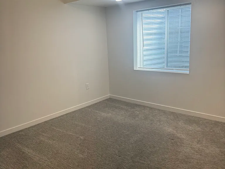 337 W Destiny Way — Photo 8
