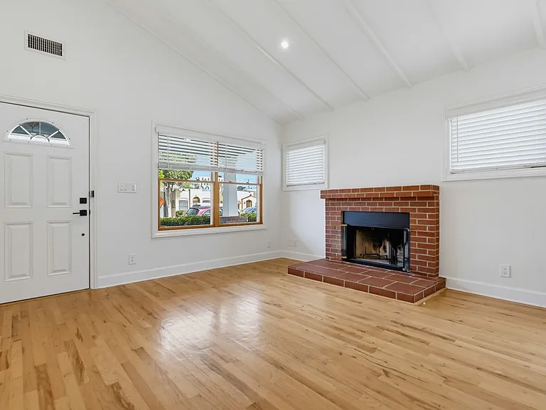 4356 Louisiana St — Photo 10