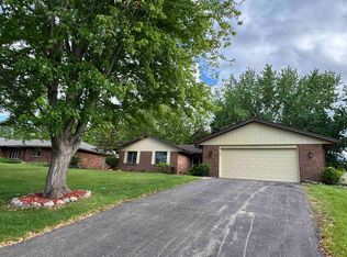 5855 Thatcher Dr, Rockford, IL 61114
