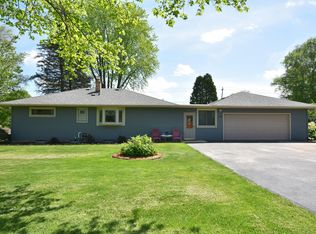 W140N6700 Florence Ave, Menomonee Falls, WI 53051