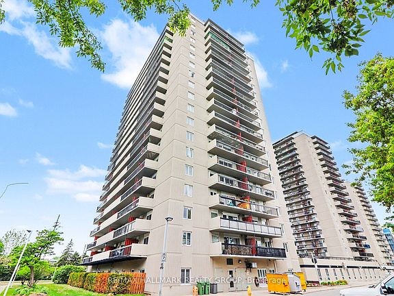 2nd image of 158 C McArthur Ave #907