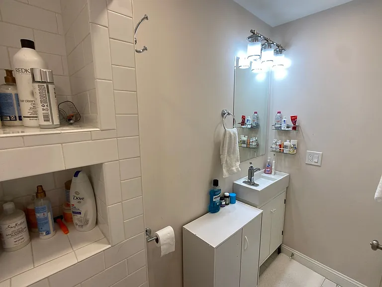 66 Temple St #1 — Photo 24