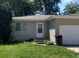 1631-1633 W 9th St #1631, Fremont, NE 68025