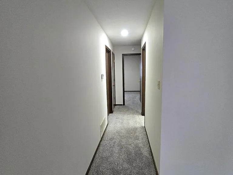 116 N Keene St — Photo 6
