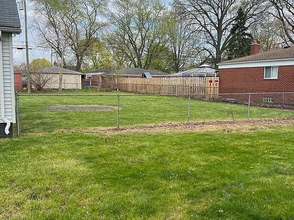 5th image of 4401 Katherine Ave