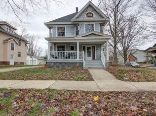301 S Elm St, Champaign, IL
