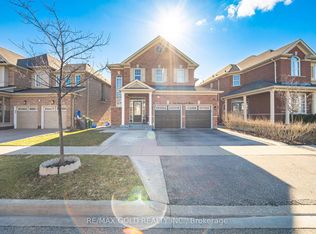 38 Leadenhall Rd, Brampton, ON L7A4G3