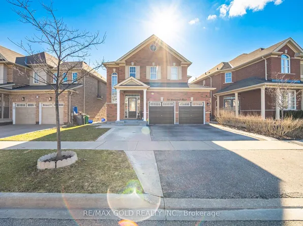 38 Leadenhall Rd, Brampton, ON L7A 4G3