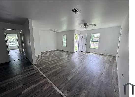 2829 Willard St — Photo 11