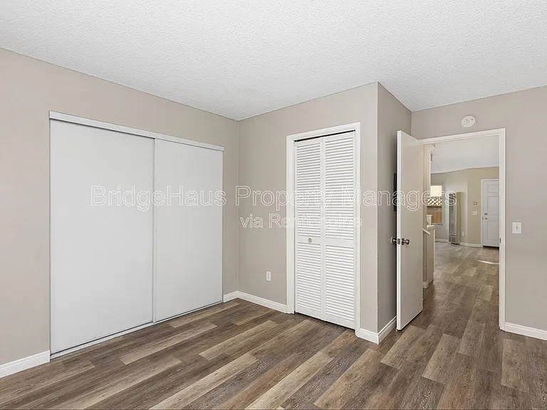 3376 Grim Ave #4 — Photo 8