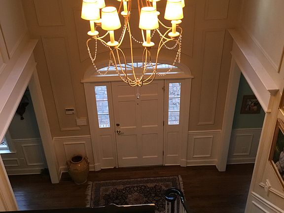 Foyer with extensive molding