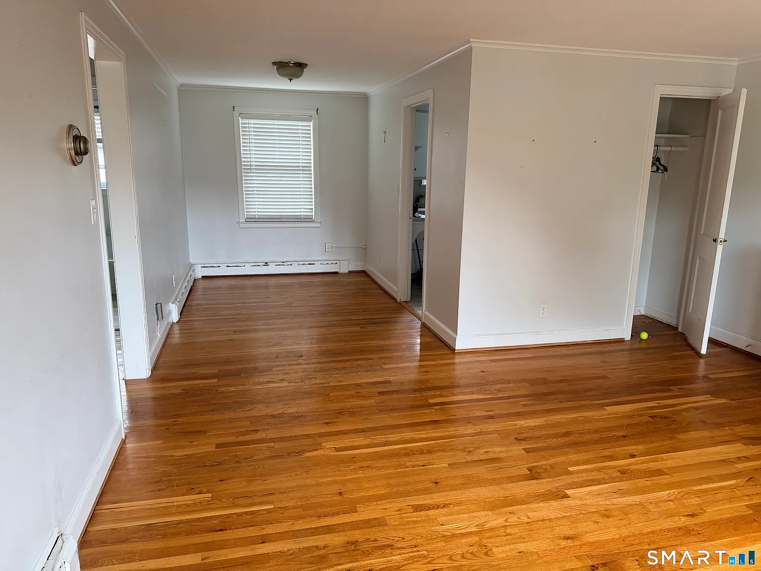 2 bed, 1.0 bath, 837 sqft, $2,000 — Photo 4