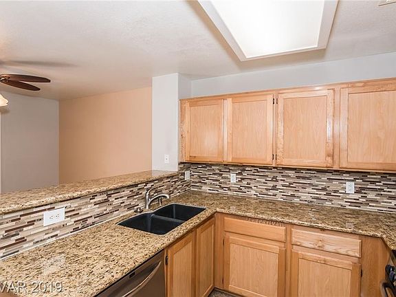 4th image of 6436 Angel Mountain Ave