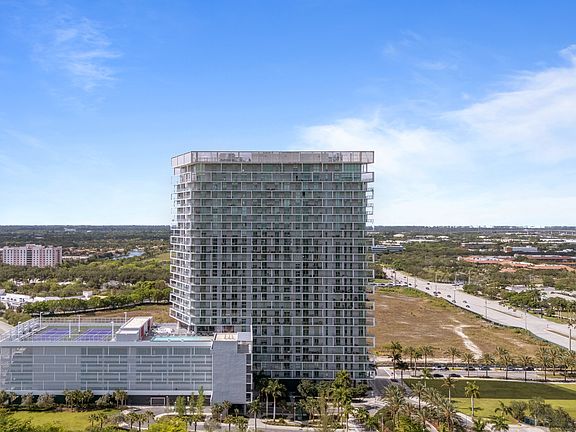 4th image of 2504-2000 Metropica Blvd Unit 2504
