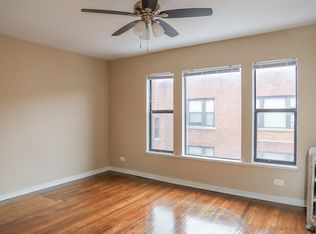 1216 W Gunnison St APT 3E, Chicago, IL 60640