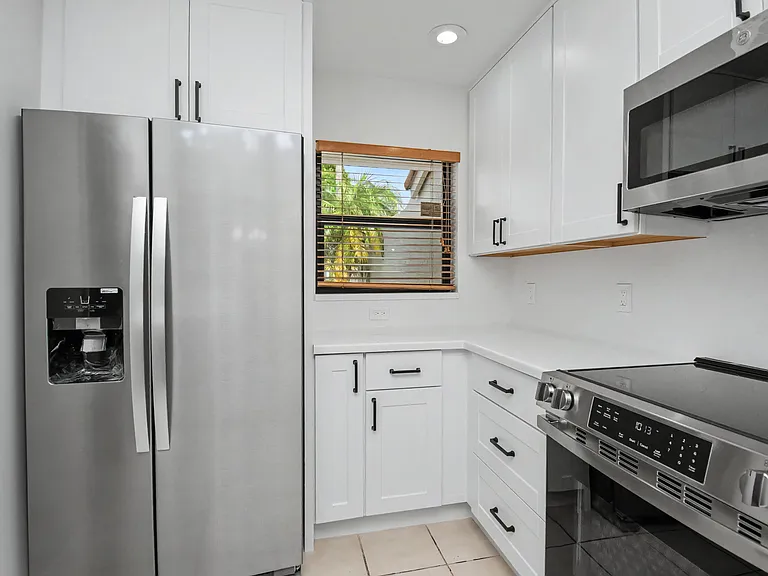 21642 Guadalajara Ave — Photo 16