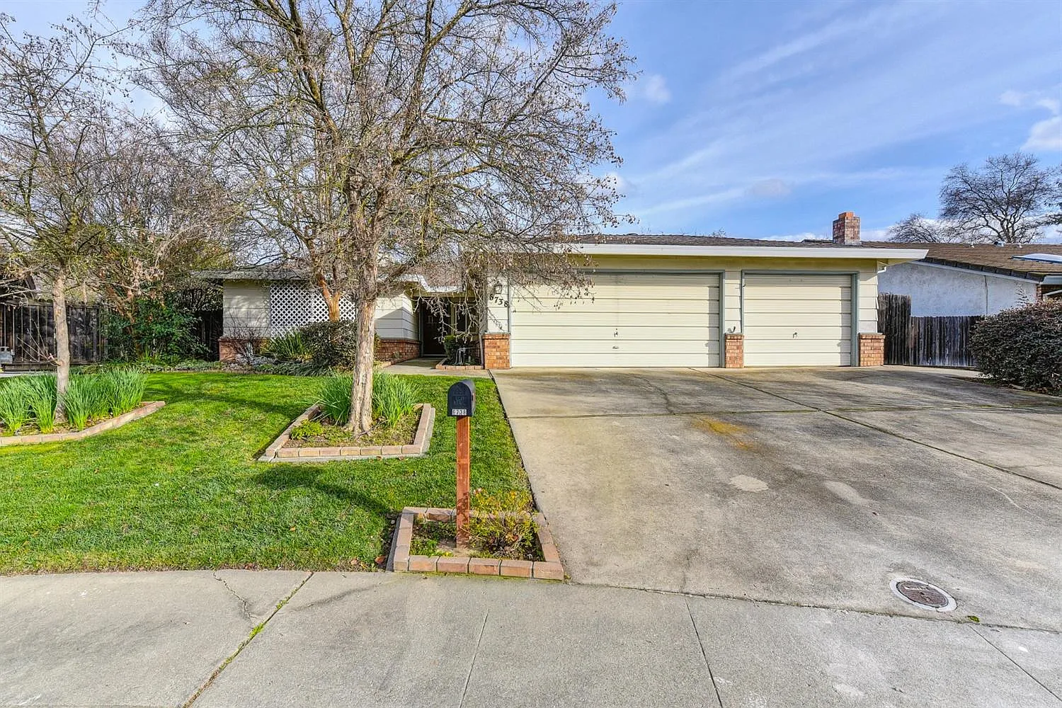 6738 Connemara Cir photo 1