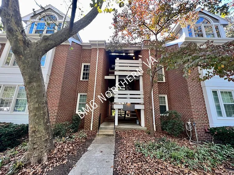 11114 Beaver Trail Ct — Photo 2