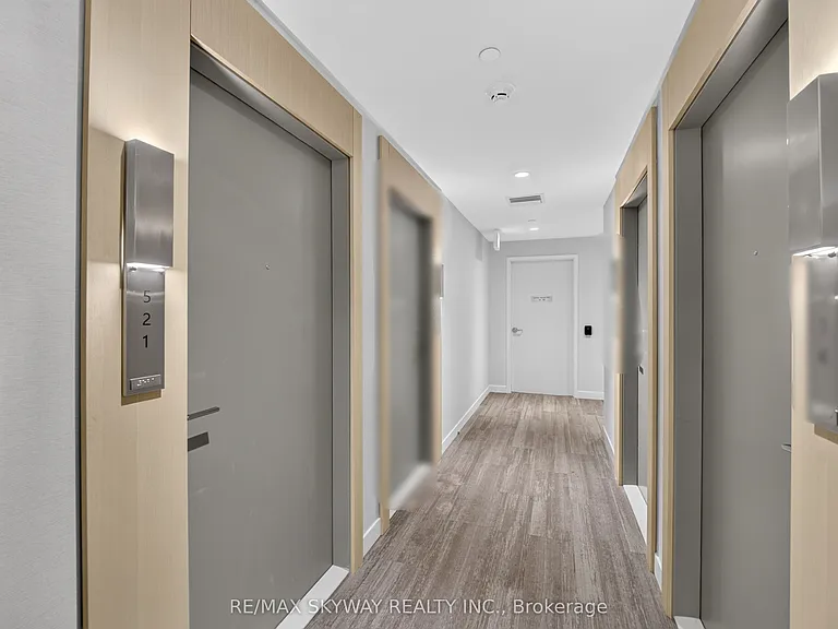 15 Skyridge Dr #521 — Photo 47