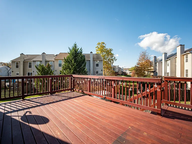 7800 Greenbrook Dr — Photo 25