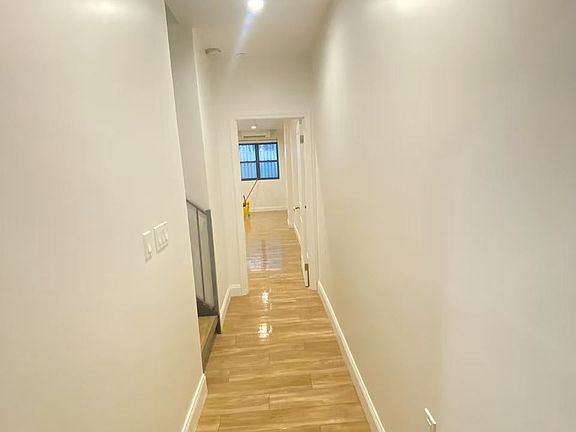 4th image of 465 W 163rd St #1C