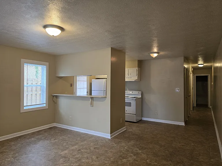 2057 Clark St #A — Photo 2