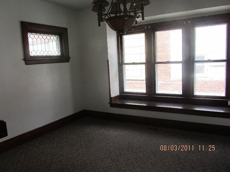 2nd image of 819 E State St