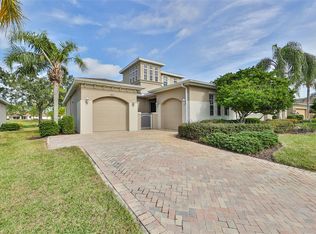 2415 Kensington Greens Dr, Sun City Center, FL 33573