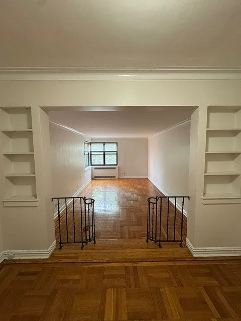 1 bed, 1.0 bath, $2,195 — Photo 2
