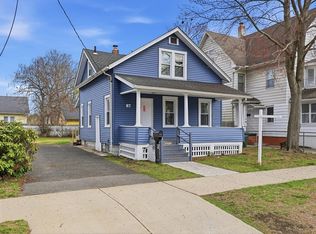 87 Fenwick St, Springfield, MA 01109