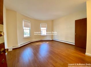 South Huntington Apartments, Boston, MA 02130