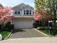 1st image of 168 Hamlet Dr