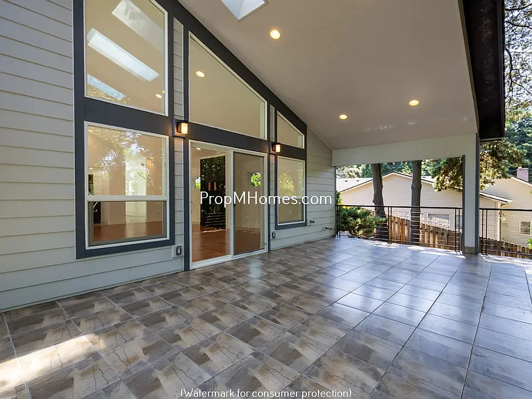 14995 SW 141st Ave — Photo 30