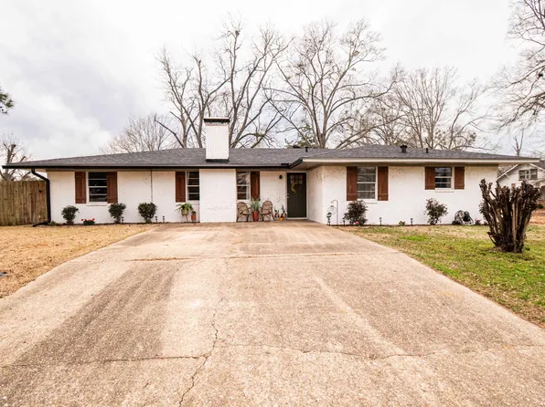 224 N Elm St, Junction City, AR 71749