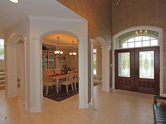 3rd image of 7686 Saint Lawrence Ct