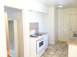 231 W Burnett St, Long Beach, CA 90806