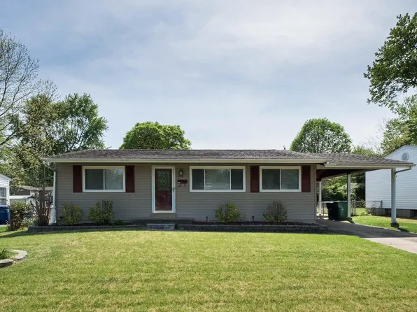 1110 Manresa Ln, Florissant, MO 63031