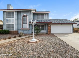 7945 W Columbine Dr, Peoria, AZ 85381