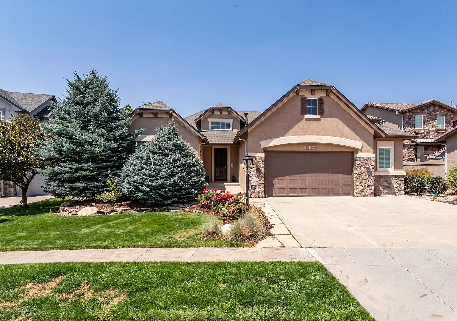 Golf Course Ranch with Spectacular Mountain Views!! — Photo 1