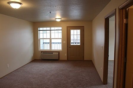 3rd image of 2410 39th St APT 101