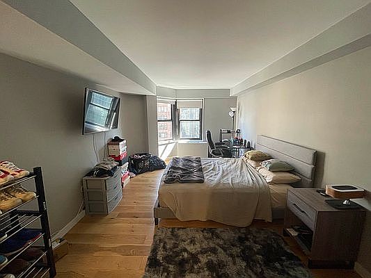 2nd image of 279 E 44th St APT 17B