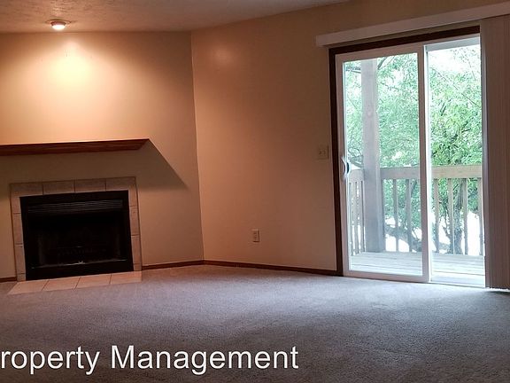 5th image of 3005 Lisa Dr APT 6