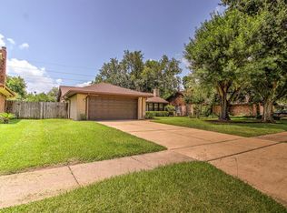 15319 Barbarossa Dr, Houston, TX 77083