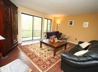 3129 Walden Ravines, Columbus, OH 43221