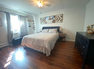 2311 Central St #3S, Evanston, IL 60201