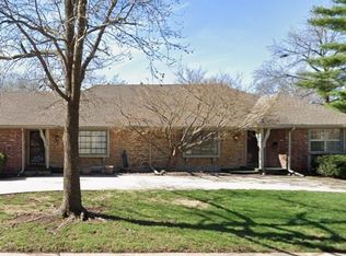 401-403 E 117th St, Kansas City, MO 64131