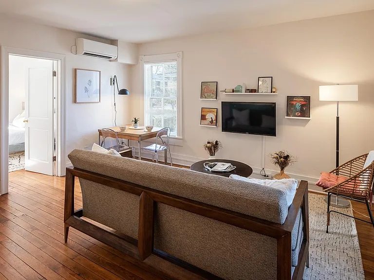 829 Belmont Ave #2 — Photo 5